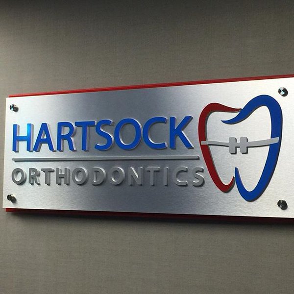 TheSignChef_Stacked_Red_Acrylic_Backer_With_Brushed_Silver_Dibond_Face_3D_Logo_Letters.jpg
