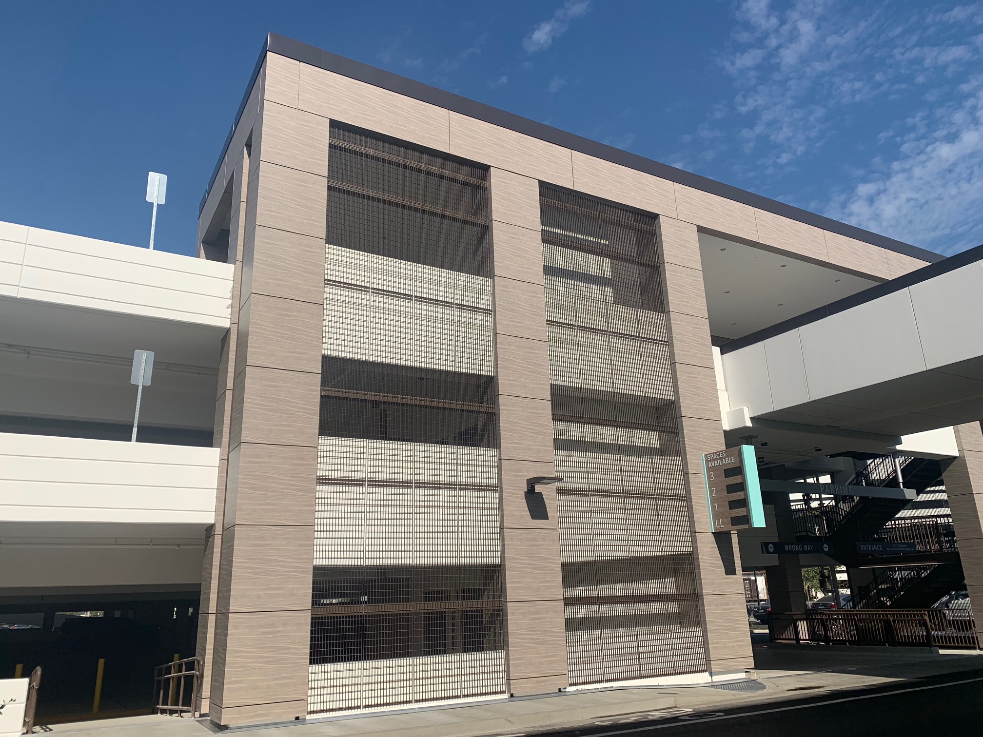 Manhattan Beach Village Parking Garage