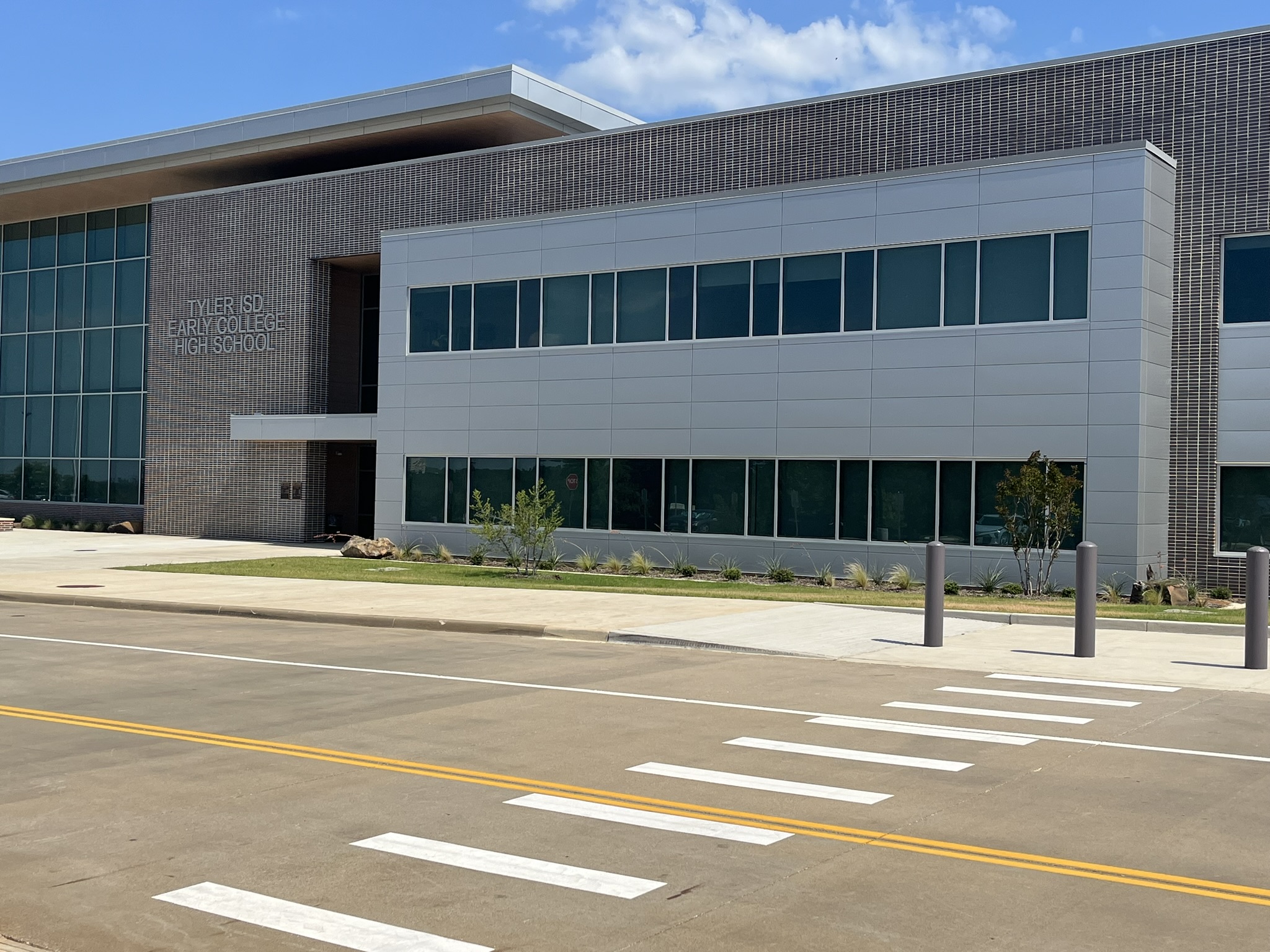 TISD-Early Career High School (ECHS)